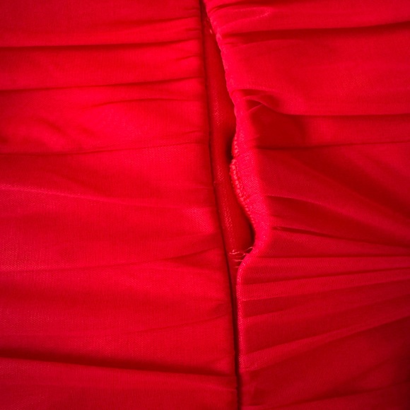 Red Ruched Bandage Dress - Picture 4 of 7